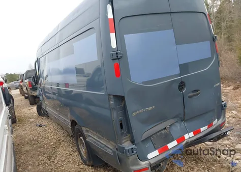 2019 Mercedes-Benz Sprinter 2500 High Roof V6 из США, поврежденный, VIN WD4PF1CD9KP124656